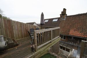 Decking area- click for photo gallery